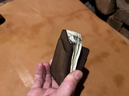 slim curve leather wallet